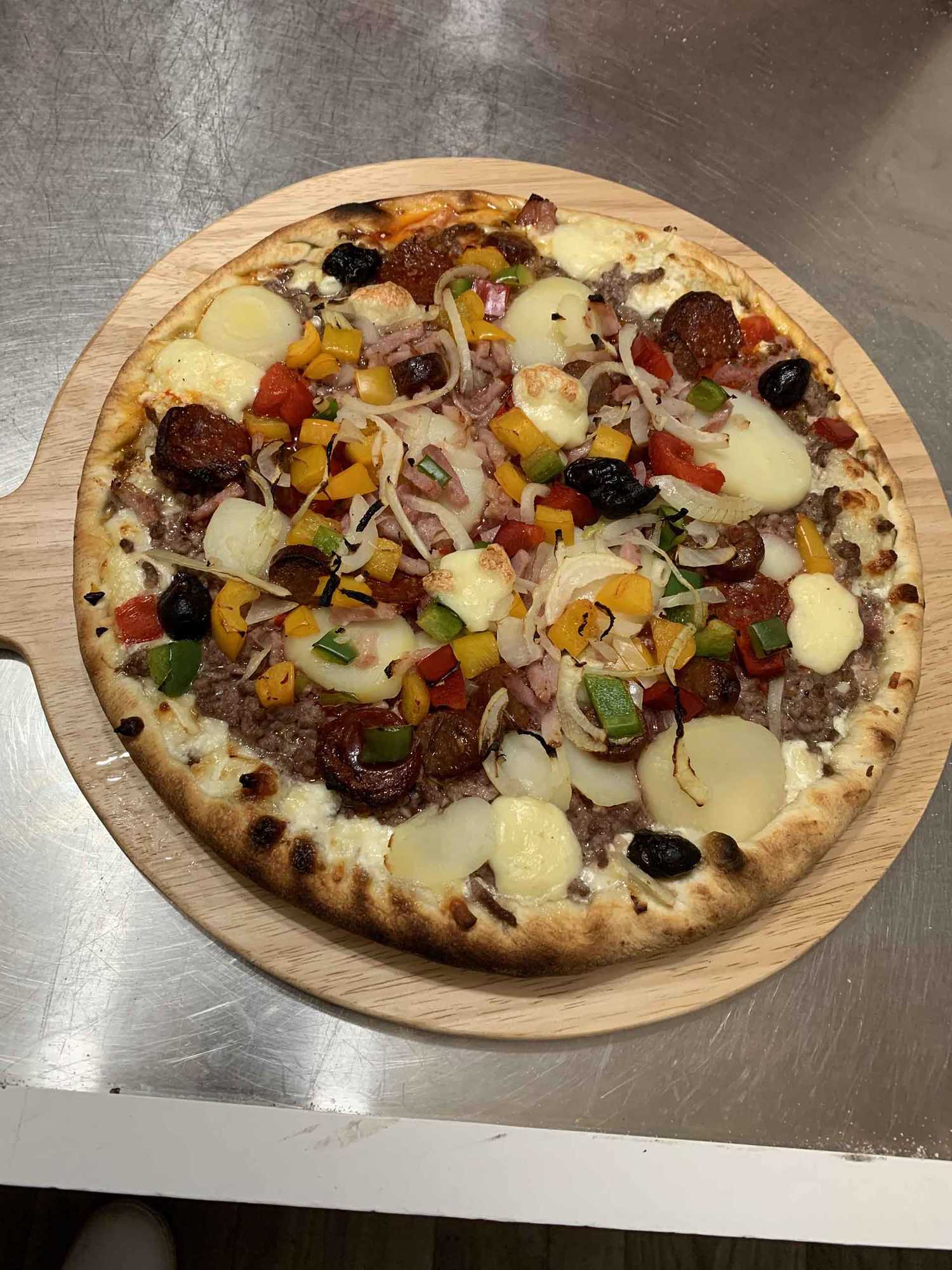 Camion à pizza à BellerivesurAllier I Pizza Luigi